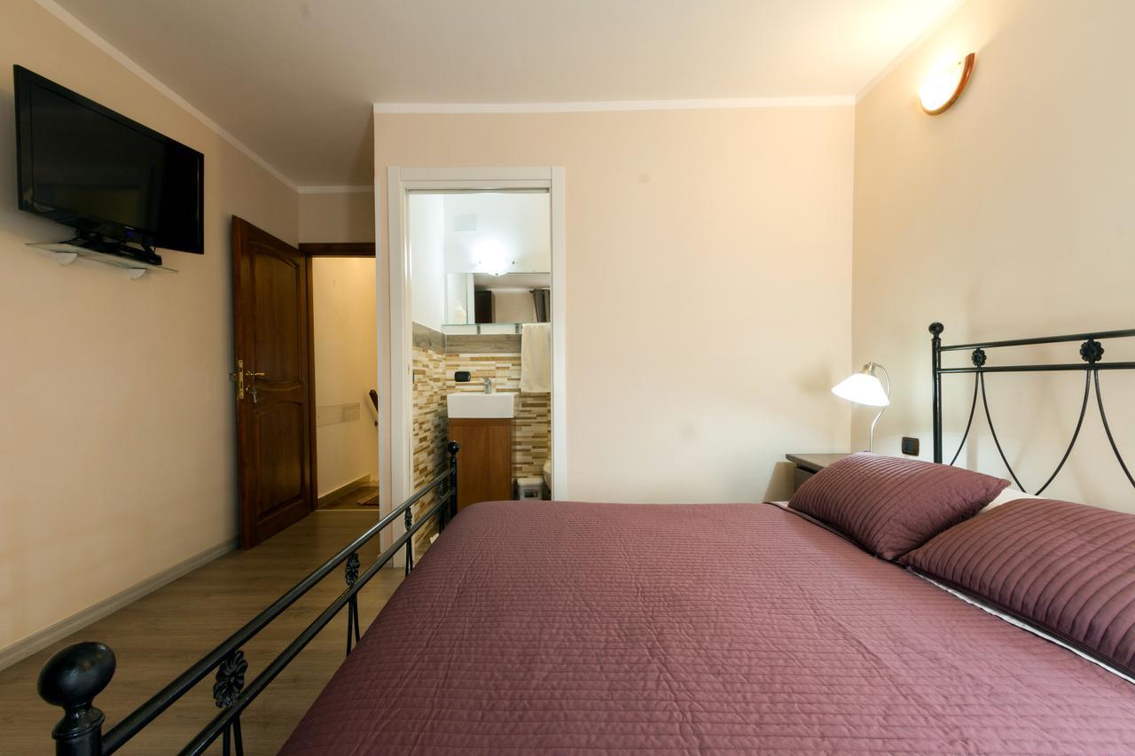 La Bella Casa Del Cuoco Hotel Campi Bisenzio Kültér fotó